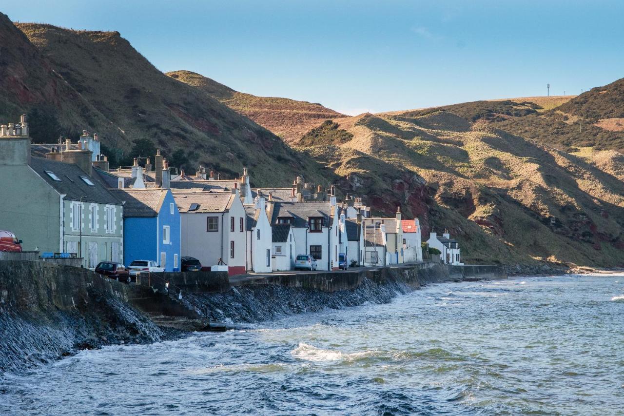Finest Retreats - Ellie-Jo Cottage Gardenstown Exterior photo